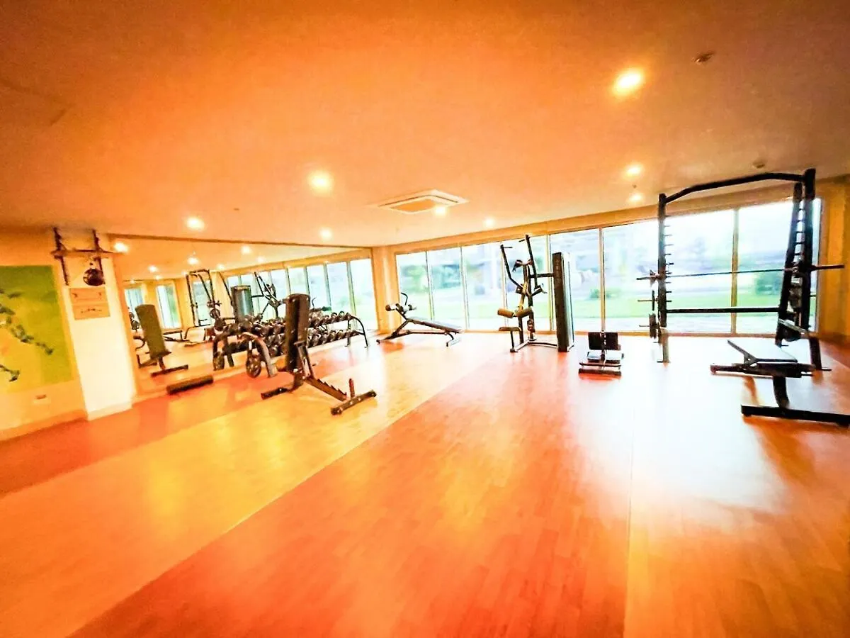 Luxury Apartment Near Okada Manila And Solaire Philippines